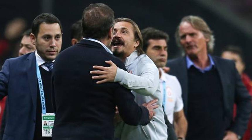 TT Arena'da Sinan G&uuml;m&uuml;ş attı, saha karıştı!