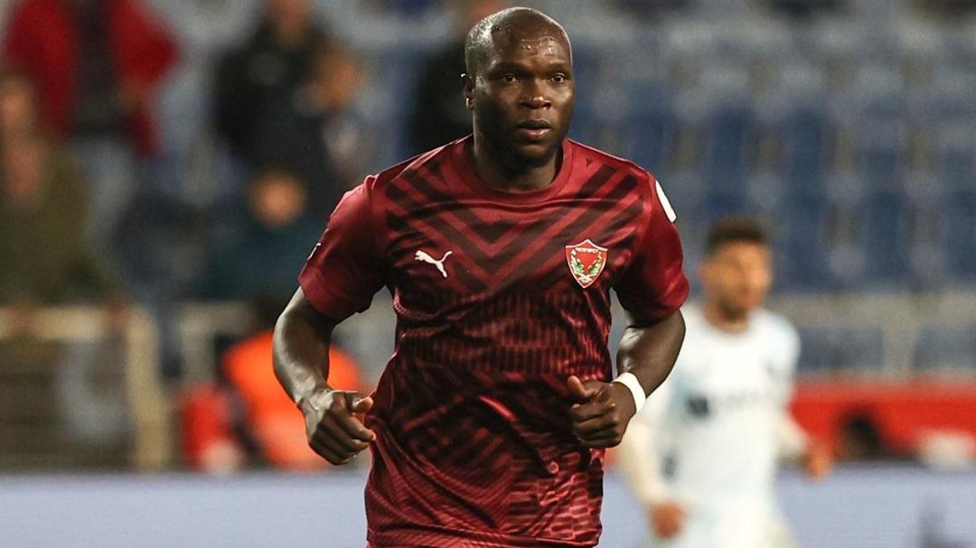 Aboubakar Türkiye den vazgeçemiyor! Golcü isim bu kez bambaşka başka bir takımla Süper Lig e geri dönüyor 2