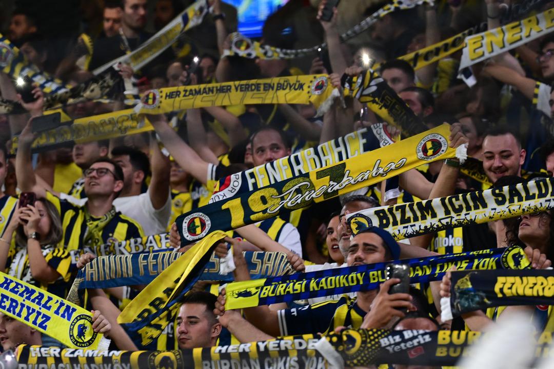 Kadıköy de sürpriz yok! Fenerbahçe sahasında konuk ettiği Kocaelispor u 3-1 mağlup etti 6