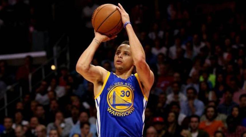 NBA'de Curry'den inanılmaz rekor