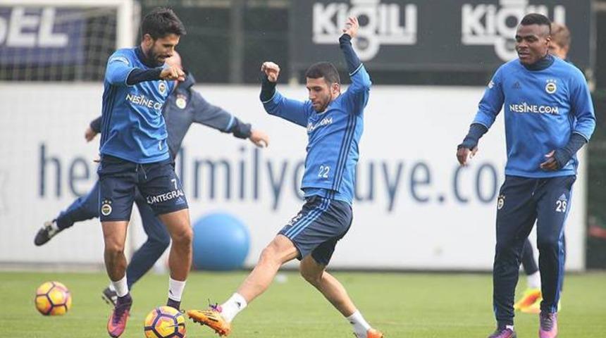 Fenerbah&ccedil;e'de derbi mesaisi