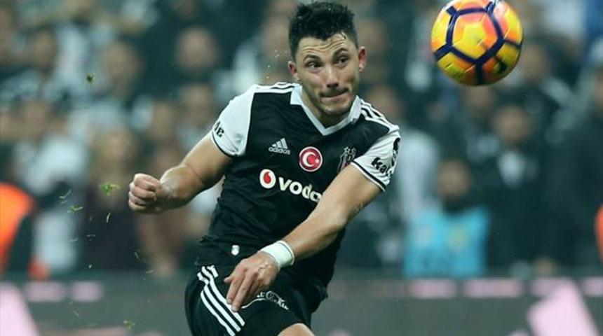 Tolgay Arslan'a &uuml;&ccedil; dev talip