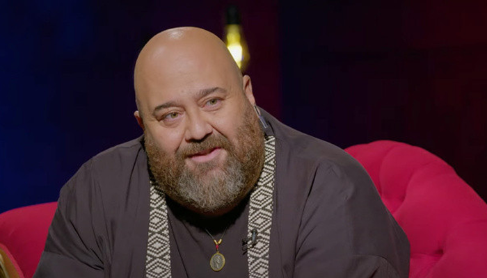 Sevgilisiyle küvet pozu olay olmuştu! Bu sefer de plajda...