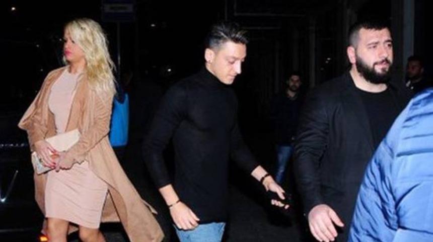 Fenerbah&ccedil;e'den Mesut &Ouml;zil a&ccedil;ıklaması