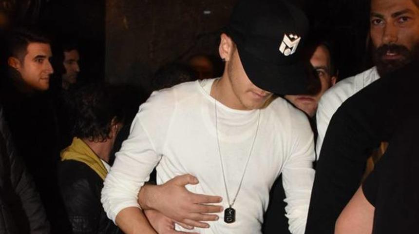 Mesut &Ouml;zil'in zor anları