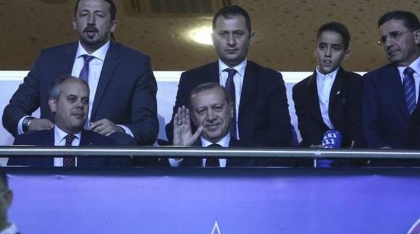 Recep Tayyip Erdoğan Kosova ma&ccedil;ını trib&uuml;nden takip edecek