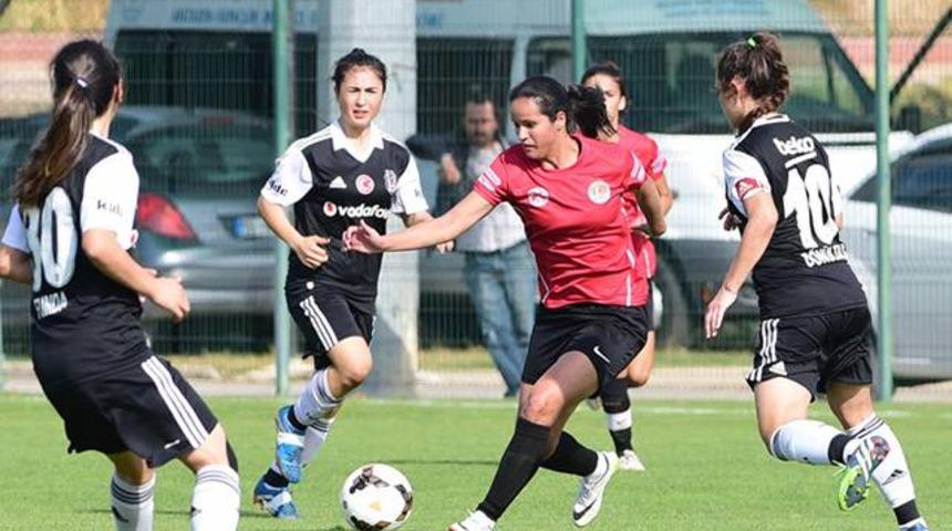 &lsquo;Dişi Ronaldinho&rsquo; tek başına Beşiktaş&rsquo;ı yıktı!