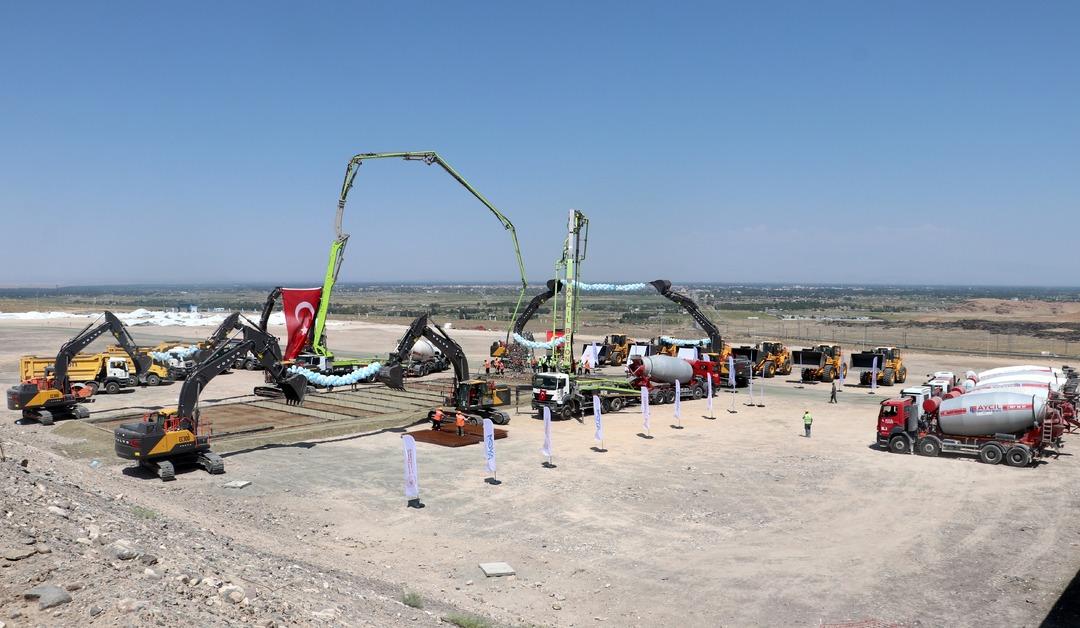 Trafikte yeni düzenleme!  Kapatacağız  diyerek açıkladı  Hızı 50 ye düşürmek zorunda kalıyordunuz...  1