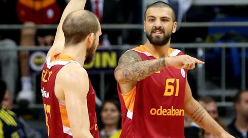 Fenerbah&ccedil;e'den Galatasaray'a g&ouml;nderme