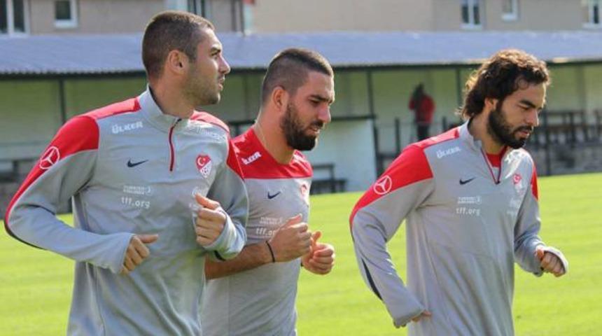 Arda ve Burak'tan Sel&ccedil;uk'a destek