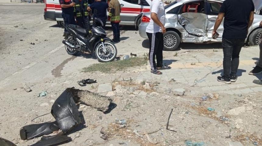 Antakya’da trafik kazası : 2 yaralı