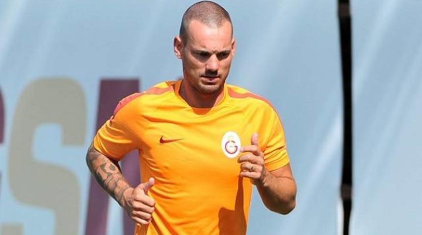 Galatasaray'da Wesley Sneijder antrenmanda yok!