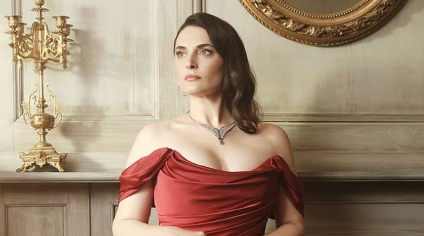 Aslıhan Gürbüz taciz ifşaları gündemdeyken paylaştı! "Mahallenin dirseği yastıklı dedikoducuları..."