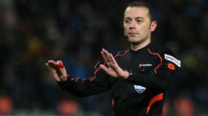 Fenerbah&ccedil;e - Galatasaray ma&ccedil;ının hakemi C&uuml;neyt &Ccedil;akır