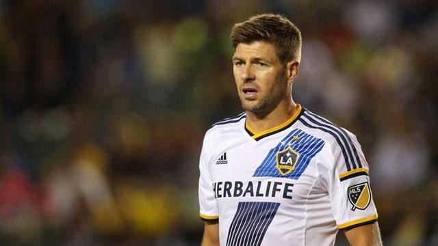 Steven Gerrard, menajer oluyor!