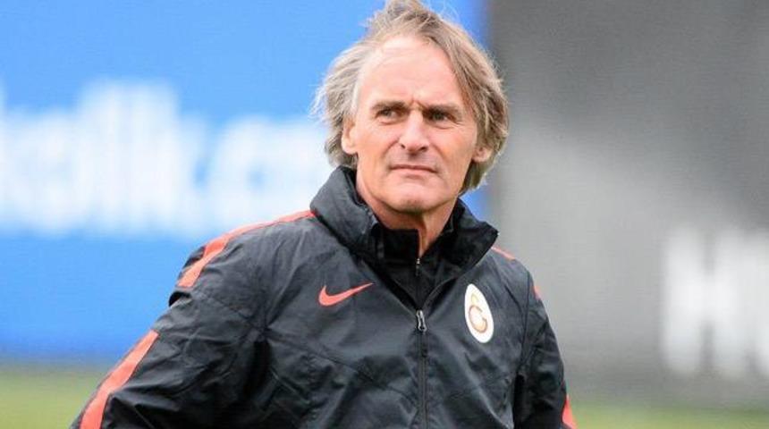 Galatasaray'da Fenerbah&ccedil;e ma&ccedil;ında Eren'in yerine Podolski