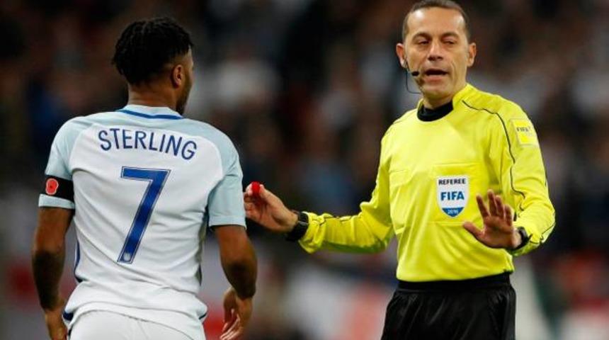 C&uuml;neyt &Ccedil;akır'ın ma&ccedil;ına FIFA'dan soruşturma