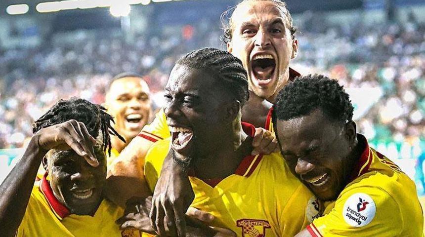 Göztepe'de savunmacılar parladı