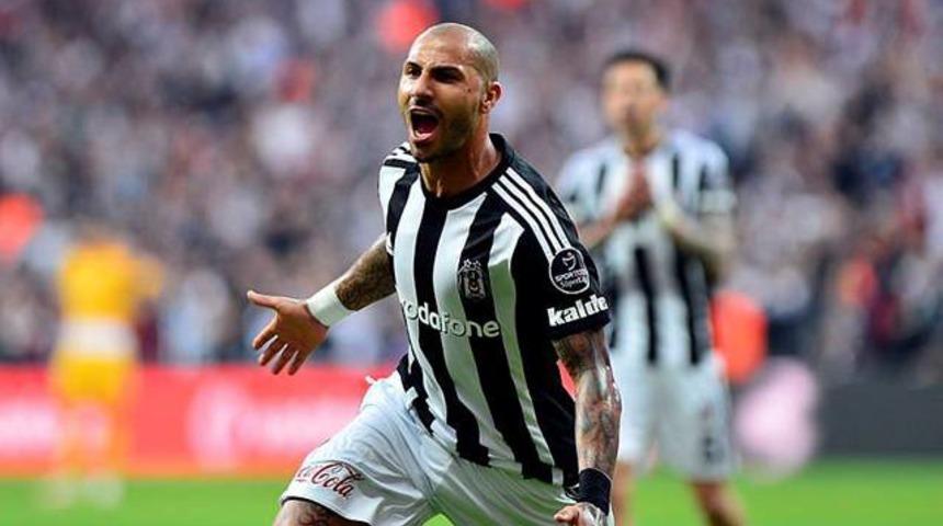 Quaresma ilk peşinde