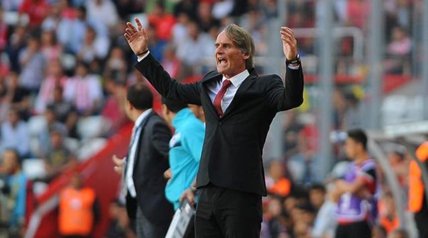 Riekerink herkesi solladı