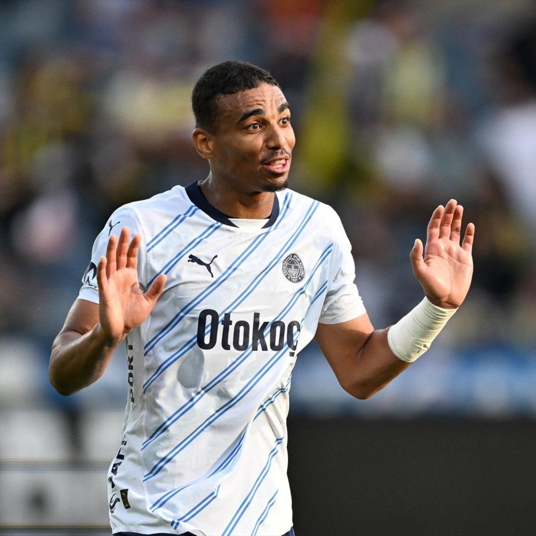 Fenerbahçe de kadroda düşünülmeyen Djiku için sürpriz talip! Fransızlar resmi teklif ilettiler... 4