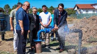 Yeni kaynak ile Hendek’in iki mahallesine 132 metre derinlikten kaliteli içme suyu