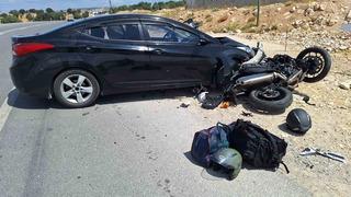 Emet’te otomobille motosiklet çarpıştı: 1 yaralı