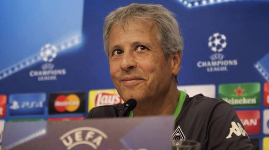 Galatasaray'da adaylar Favre ve De Boer