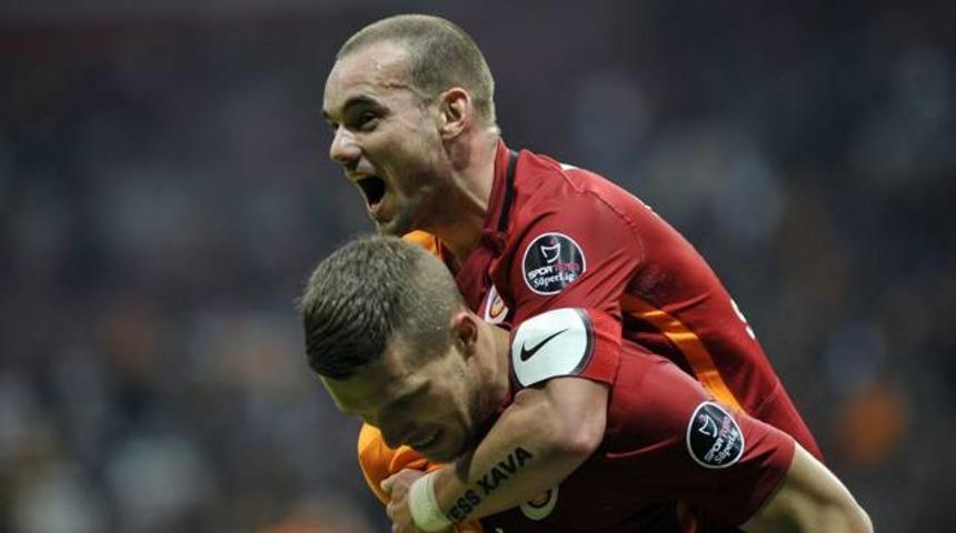 Podolski ve Sneijder g&ouml;zden &ccedil;ıkarıldı