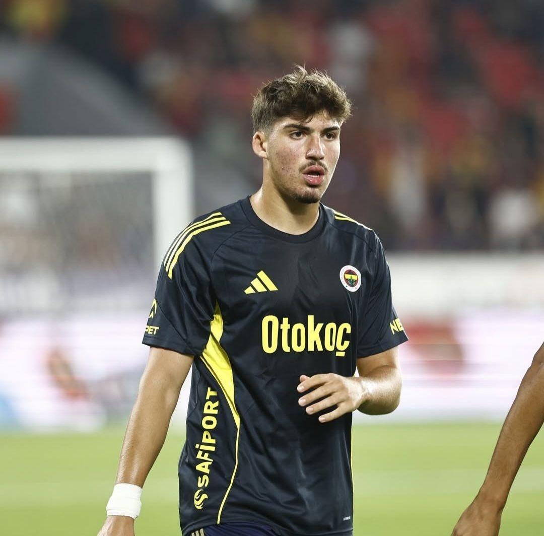 Fenerbahçe de milli yıldız Yusuf Akçiçek için dünya devi Inter resmi teklif yaptı! Başkan Ali Koç karşı teklif sundu... 1