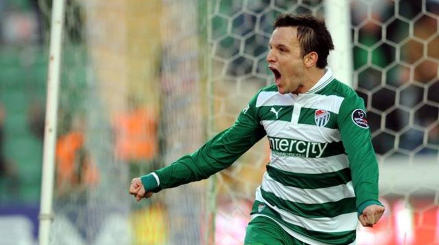 'Batalla 3 tane Sneijder eder'