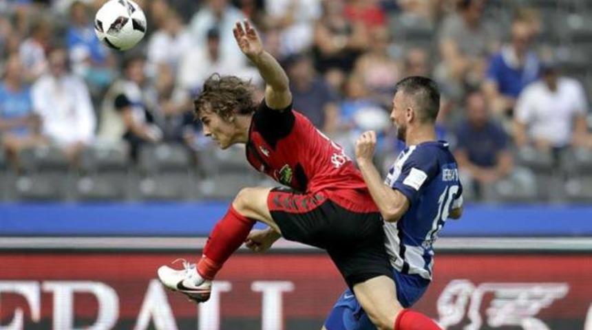 &Ccedil;ağlar S&ouml;y&uuml;nc&uuml; Bundesliga'yı sallıyor