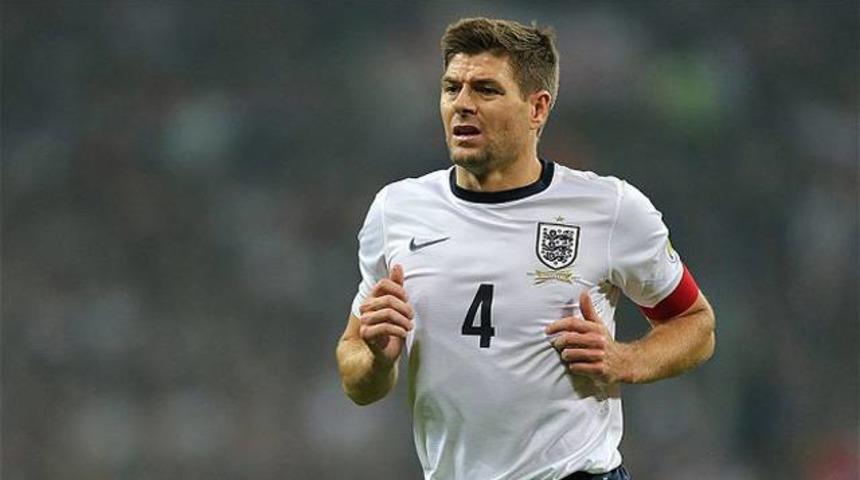 Steven Gerrard futbolu bıraktı