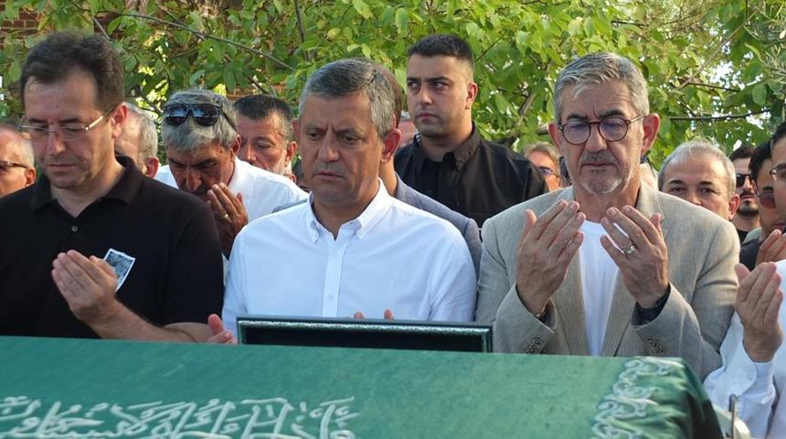 CHP Genel Başkanı Özel, cenaze törenine katıldı