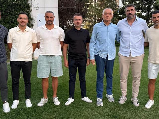 Hugo Almeida'dan Türkiye'ye sürpriz dönüş!