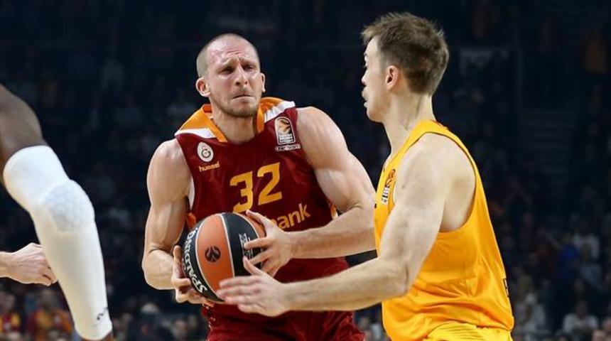 Galatasaray Odeabank 78 - 64 Barcelona Lassa