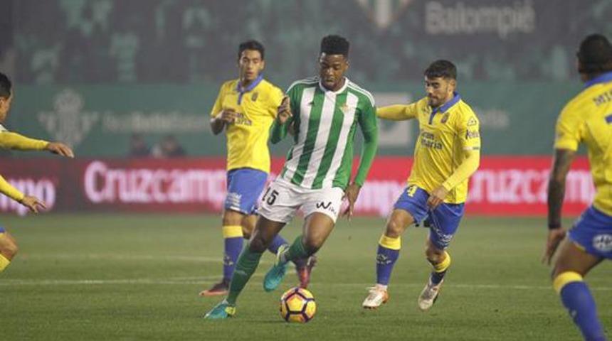 Galatasaray'a Ryan Donk m&uuml;jdesi