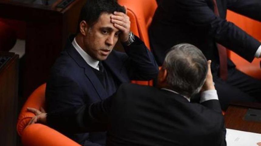 Akif &Ccedil;ağatay Kılı&ccedil;: 'Hakan Ş&uuml;k&uuml;r gibilerle işimiz olmaz'