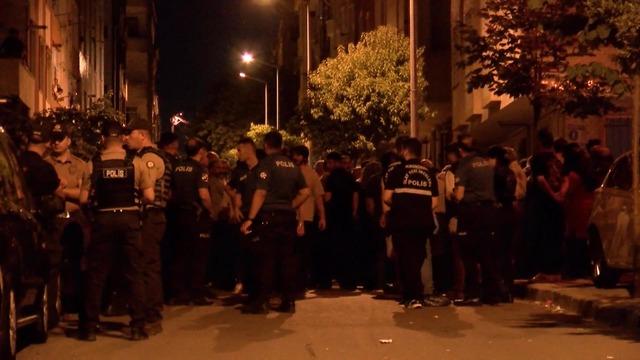 Sultangazi'de aile içi kavga cinayetle bitti: 20 yaşındaki genç, annesini başından vurdu!