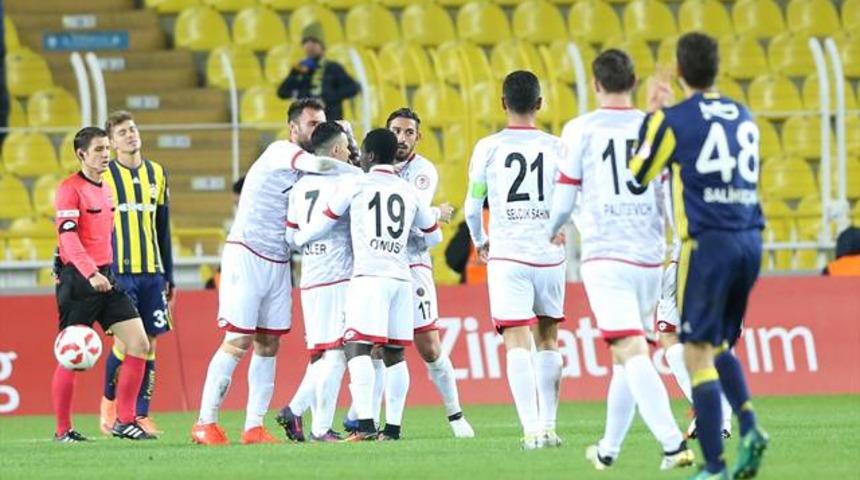 Fenerbah&ccedil;e 1 - 2 Gen&ccedil;lerbirliği