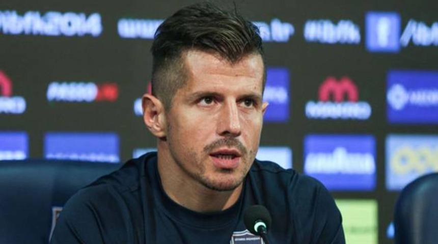 FET&Ouml; imamına Emre Bel&ouml;zoğlu tokadı