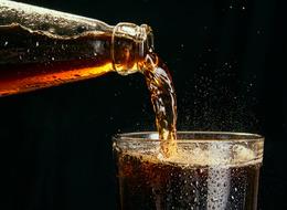 Coca-Cola 2018'de satın almıştı! Kahve zinciri için görüşmeler başladı, CEO'dan açıklama: 'İstediğimiz yerde değil'