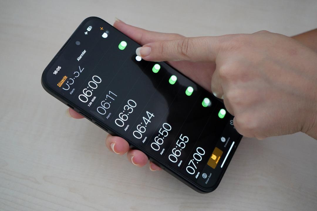 Alarm çalıyor ama beyin duymuyor! Uzmandan uyanamama sorununa çözümler: "Çocuklar sadece ders çalışıp, okula gidip gelmemeli" 1