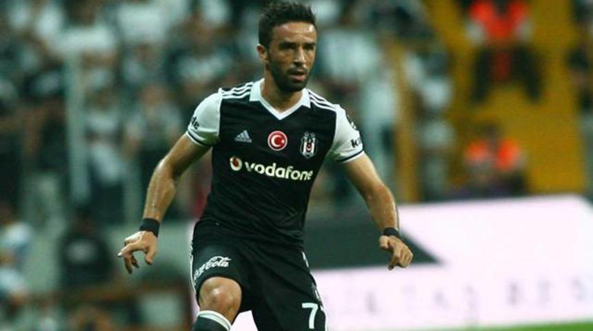 G&ouml;khan G&ouml;n&uuml;l'e protesto hazırlığı