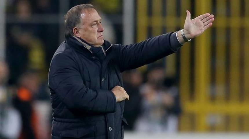 Advocaat'tan derbi değerlendirmesi