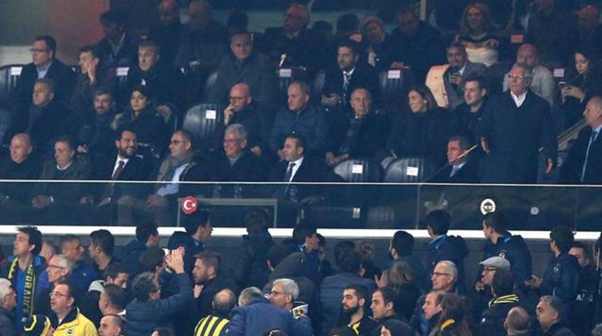 Mahmut Uslu'dan Beşiktaş y&ouml;neticilerine tahrik