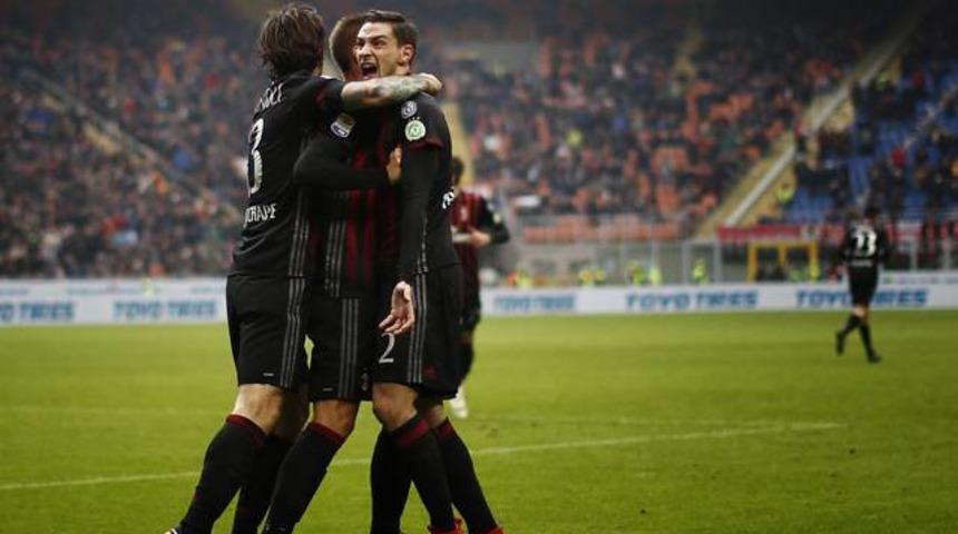Milan 2 - 1 Crotone