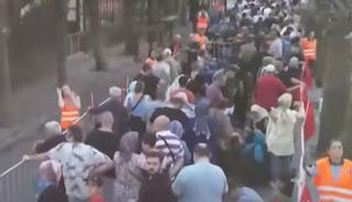 Kuyruğun sonu görünmedi! Tek hedefleri 'onu' almaktı