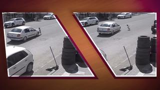 Korkunç kaza kamerada: Metrelerce savruldu! 3 yaşındaki çocuk motosiklete binmeyince...