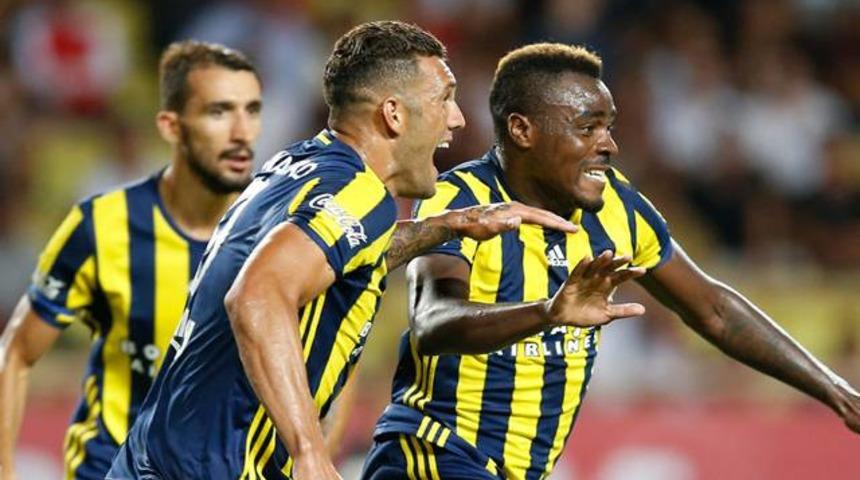 Fenerbah&ccedil;e'de ilk yolcu Emenike